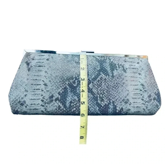 Danier Clutch Purse Genuine Leather Medium Size DarkGrey/Light Grey/White - Picture 3 of 9